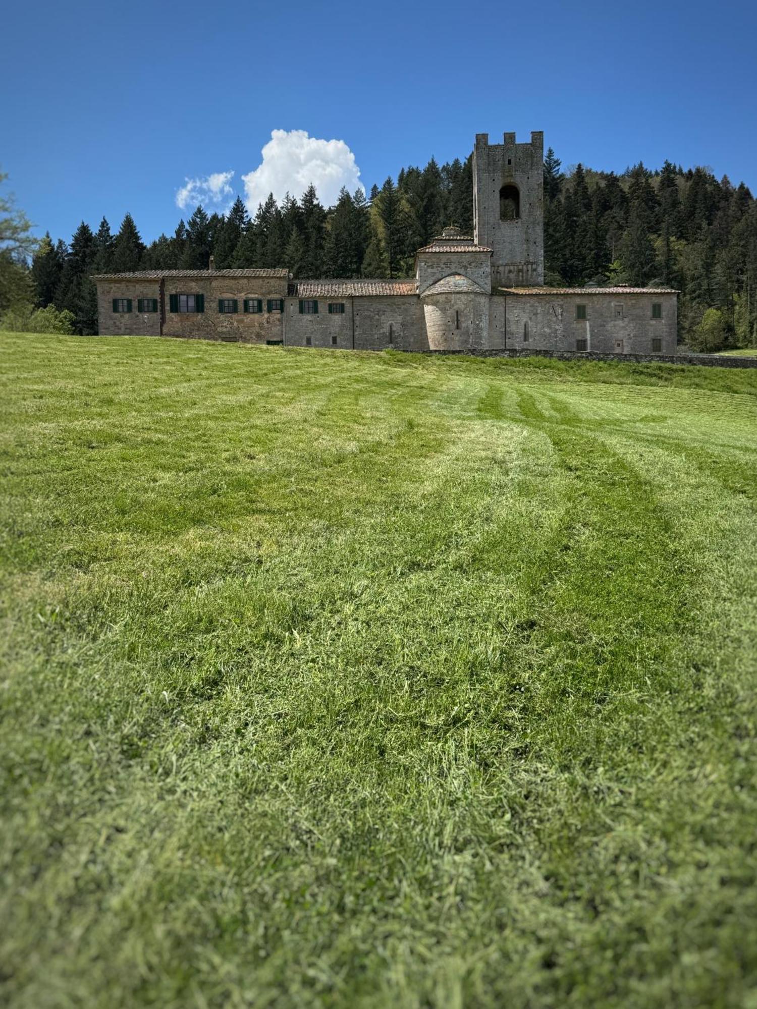 Badia A Coltibuono Wine Resort Gaiole in Chianti Exterior foto